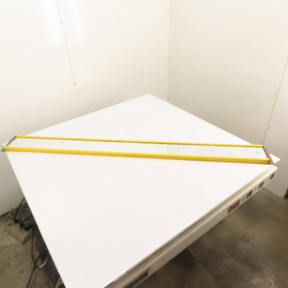 STI 28210 Optoflex Safety Light Curtain Mirror Reflector Bar Rev.C 61-1/2"