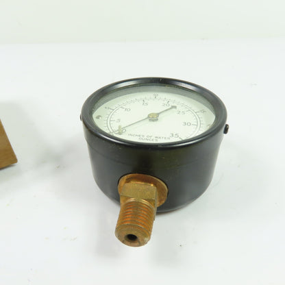Ametek U.S. Gauge 005467 P733 2-1/2" Low Pressure Diaphragm Gauge 0-35" H2O