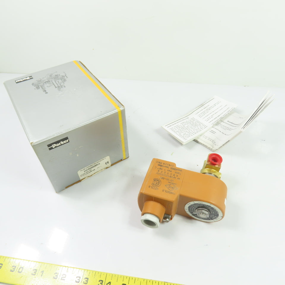 Parker UZ33L8 U121K04900885L8 Solenoid Valve 28VDC 1/4" NPT 150PSI