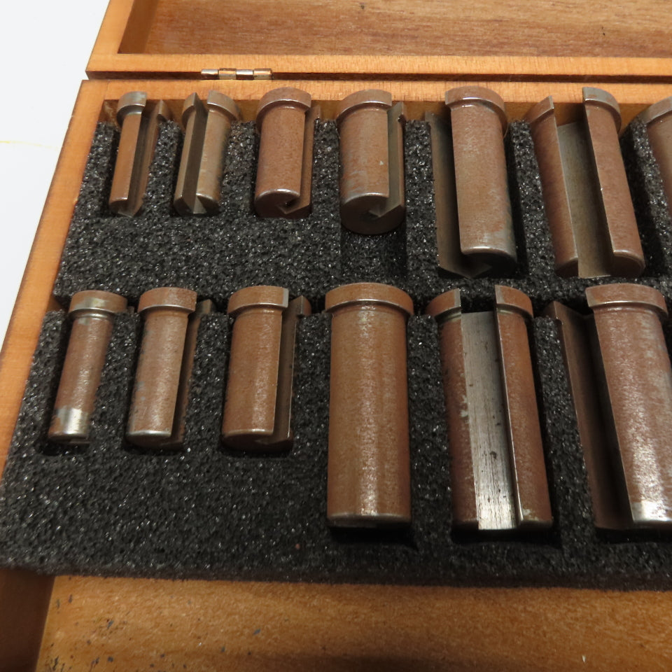 Dumont 11121 No. 20 1/8"-3/8" Keyway Broach Set Bushings & Wood Case