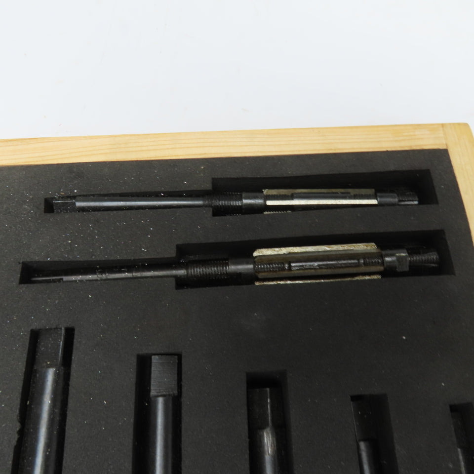 Value Collection AHR/EC/A-H/ST8 Adjustable Hand Reamer Set A-H 15/32"-1-11/16"
