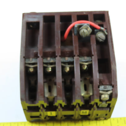 Klockner-Moeller DIL 0-41/61 3-Pole AC Contactor 600VAC 12A Max