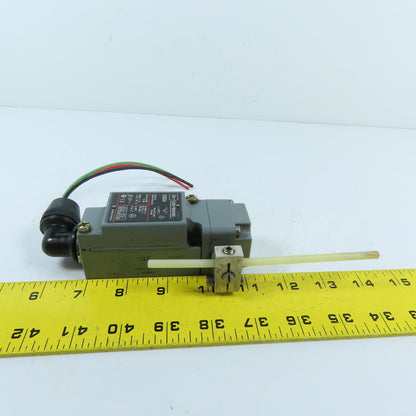 Cutler-Hammer E50DR1 E50SA Side Rotary Lever Limit Switch w/ Operating Head 600V