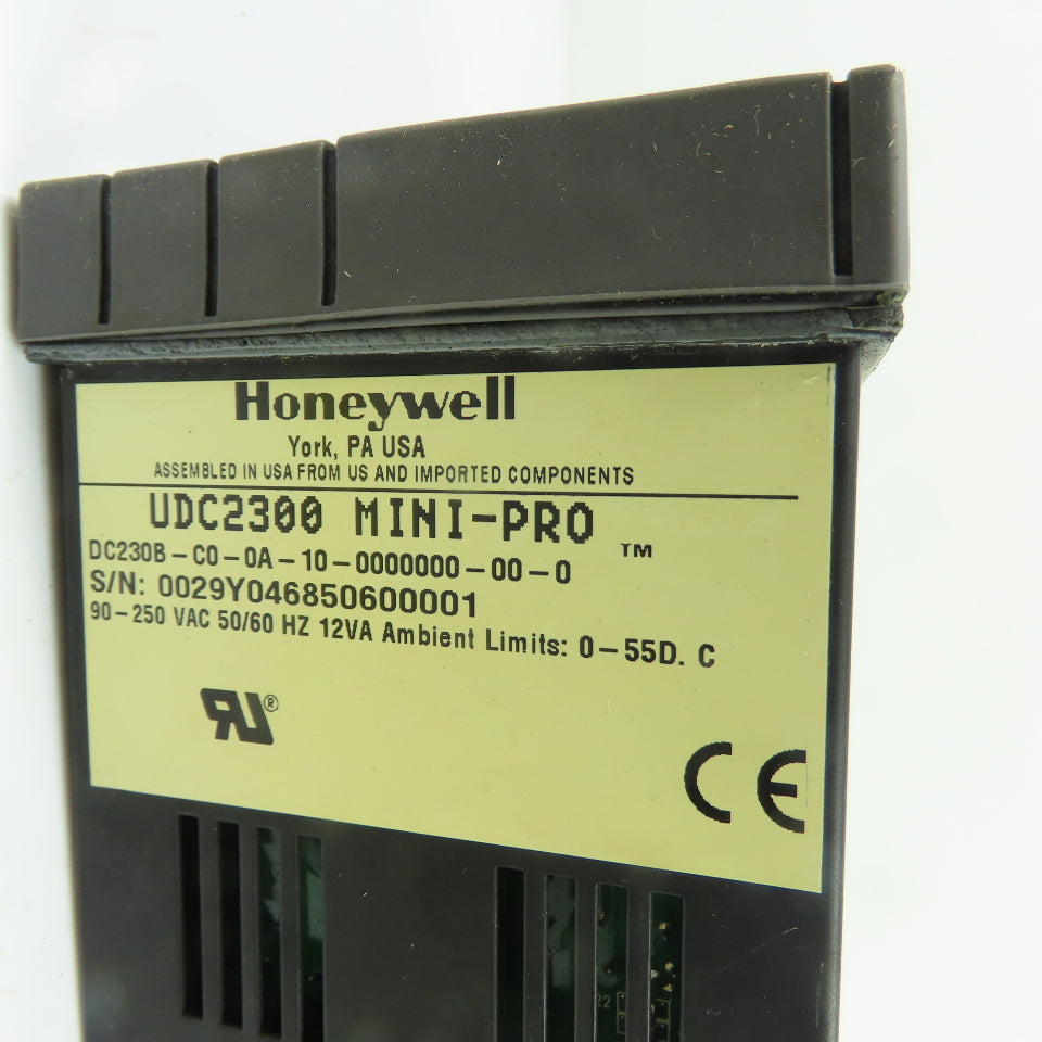 Honeywell DC230B-C0-0A-10-0000000-00-0 UDC2300 Digital Temp Controller 90-250VAC