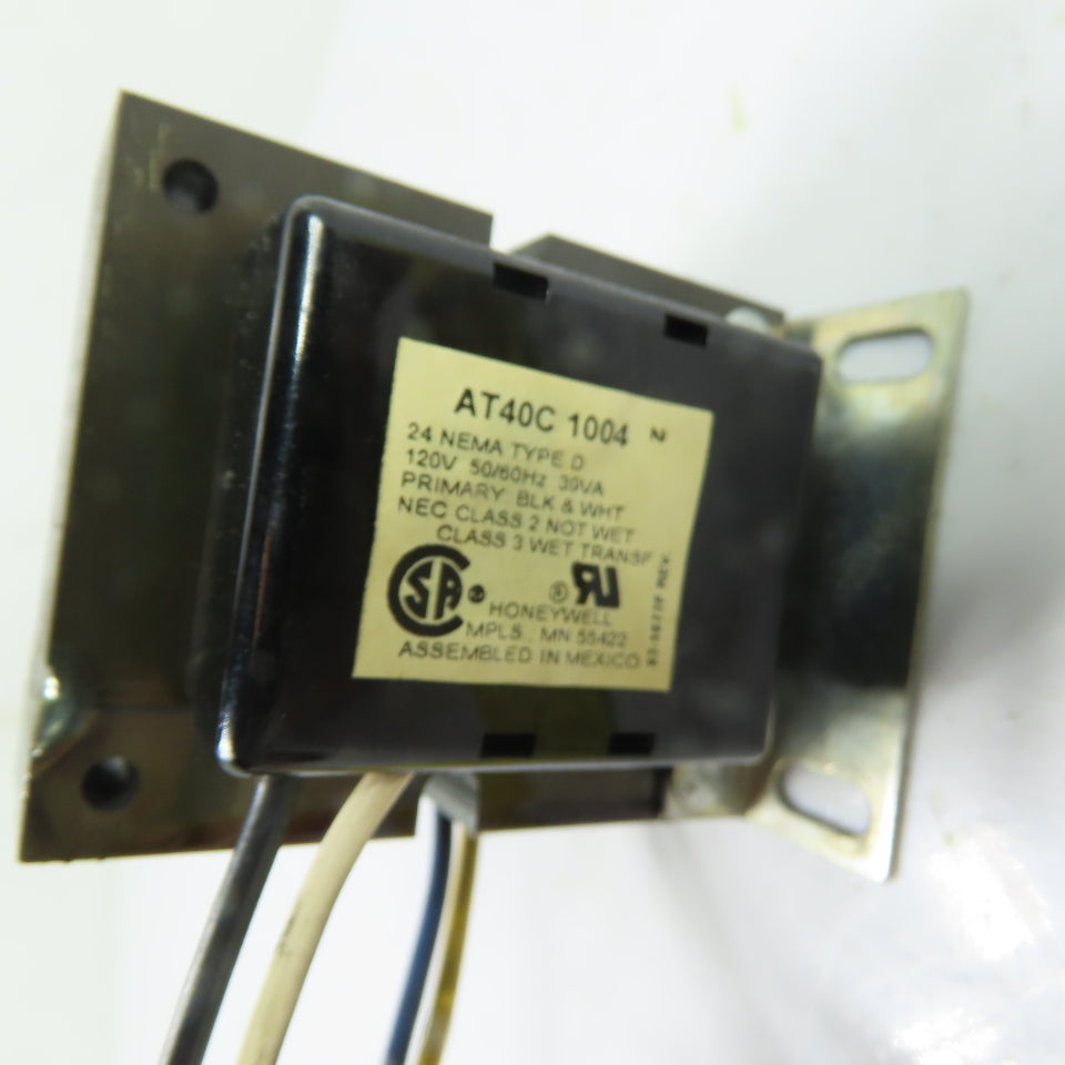 Honeywell AT40C1004 30VA Control Transformer 120V Pri 24V Sec
