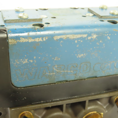 Wabco Ceram Pneumatic Directional Control Valve w/Manifold