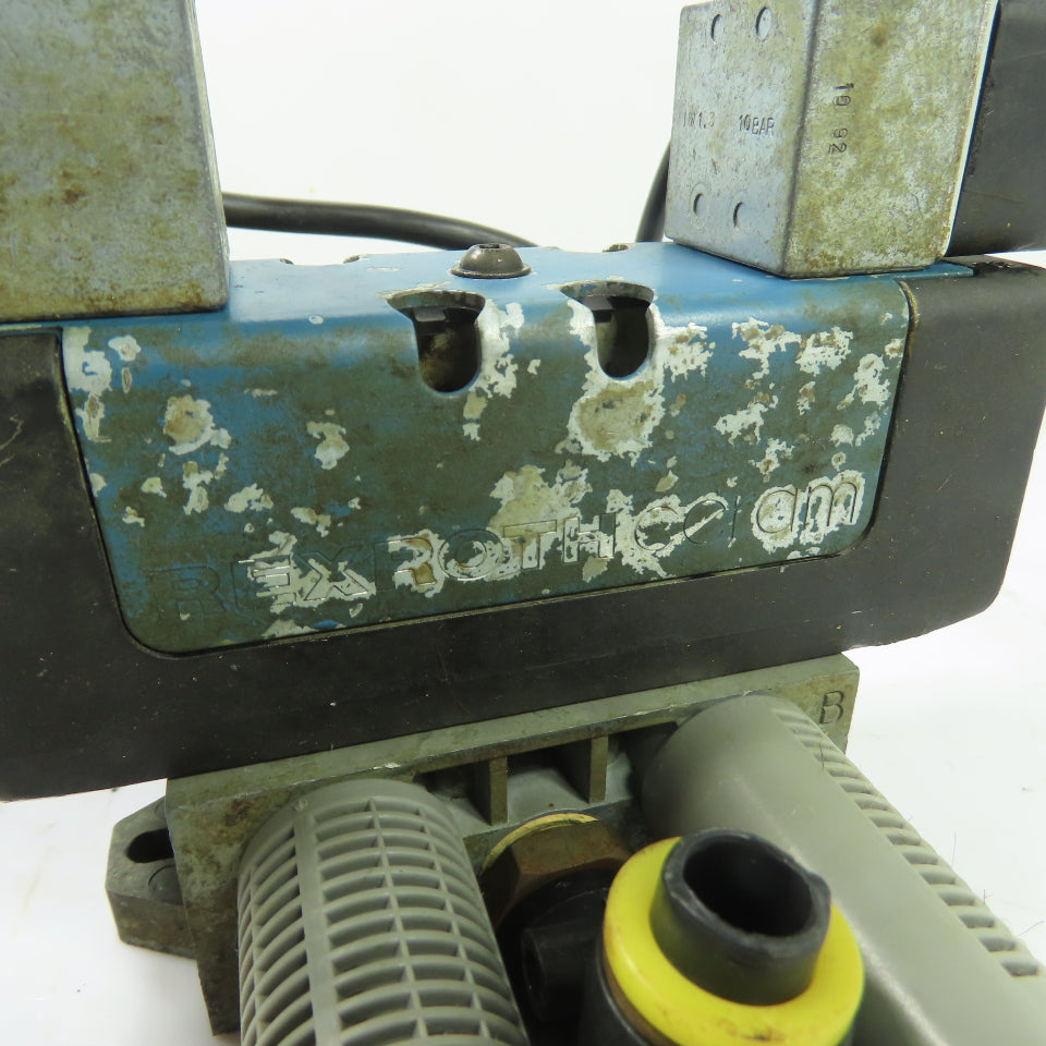 Rexroth N/A Double Solenoid Pneumatic Directional Valve Manifold 110/115V
