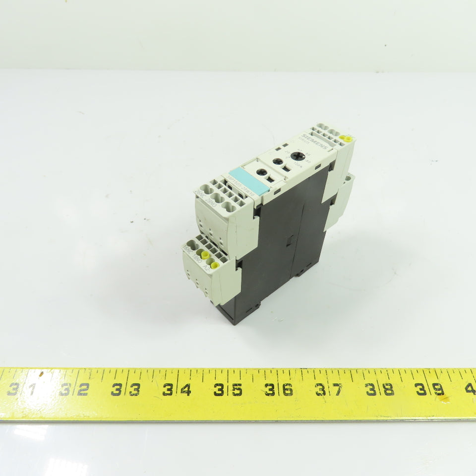 Siemens 3RP1505-2RW30 Timing Relay 24-240V AC/DC