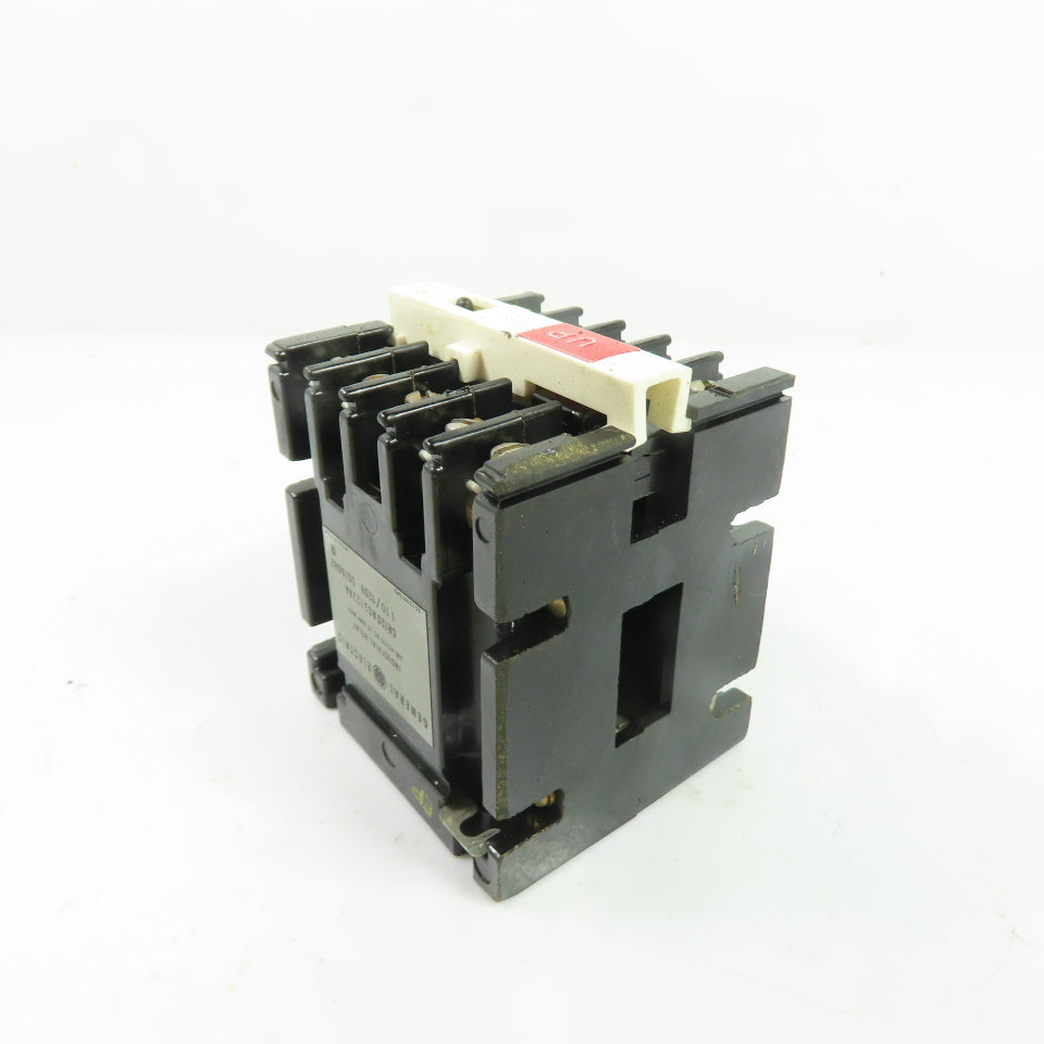 General Electric CR120A03122AA 3-Pole Industrial Control Relay 110/120V Coil