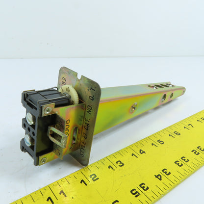 White-Rodgers 5C22-52 7" Custom-Line Fan Control Switch Close on Rise 120/240V