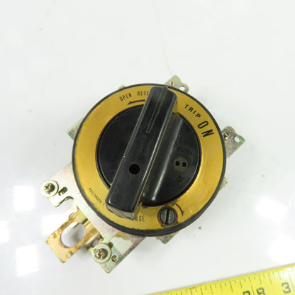 Fuji Electric HA02H4028-1 Circuit Breaker Rotary Handle Operating Mechanism
