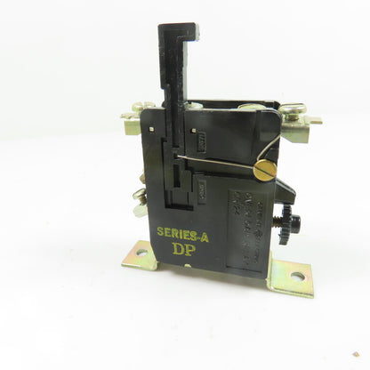 General Electric CR124-C028 Series-A DP Overload Relay 600VAC Std. Pilot Duty