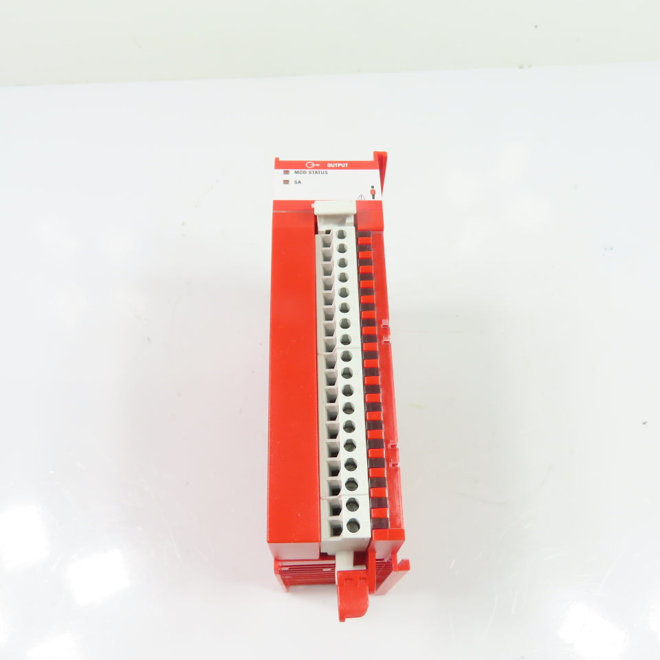 Allen-Bradley 5069-OBV8S Compact5000 DC Safety Output Module 24VDC SerA FW 2.011