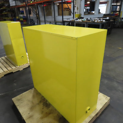 30 Gallon Flammable Liquid Storage Cabinet 43"x18"x45" 3-Shelf