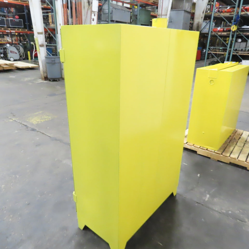 Wilray Flammable Liquid Storage Cabinet 39"x19.5"x65" 2-Shelf