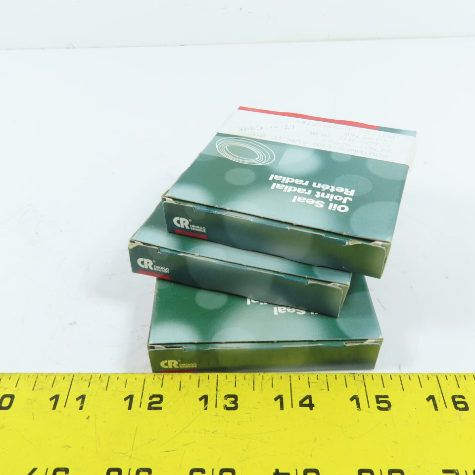 Chicago Rawhide 17620 Radial Shaft Oil Seal Nitrile Triple Lip Lot Of 3