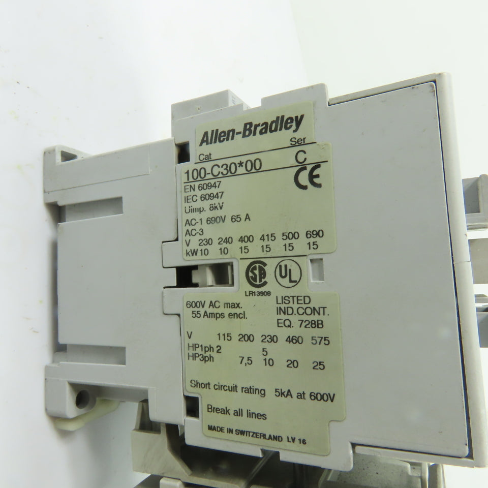 Allen-Bradley 100-C30*00 30A Contactor 120V W/ 193-EA1HC 12-37A Overload Relay