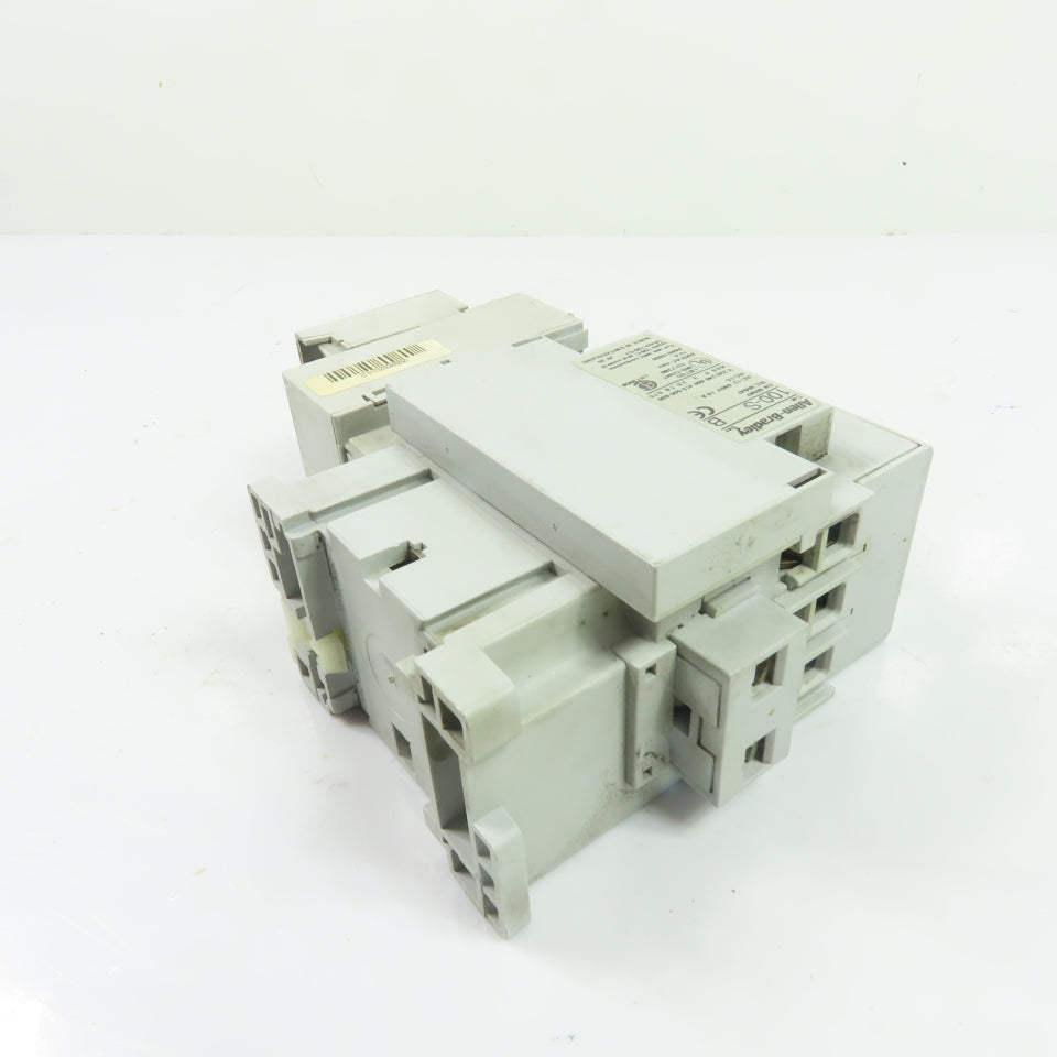 Allen-Bradley 100-C30*00 30A Contactor 120V W/ 193-EA1HC 12-37A Overload Relay