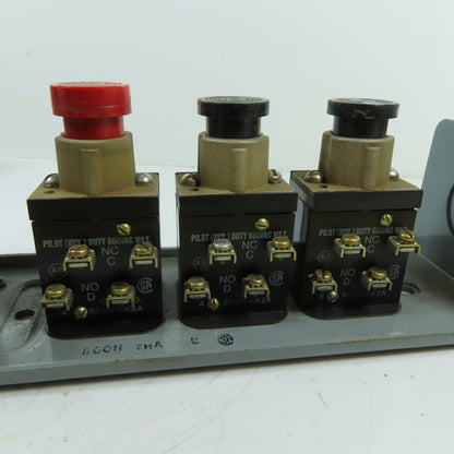 Allen-Bradley 800H-3HA 3-Position Forward/Reverse/Stop Pushbutton Station 600VAC