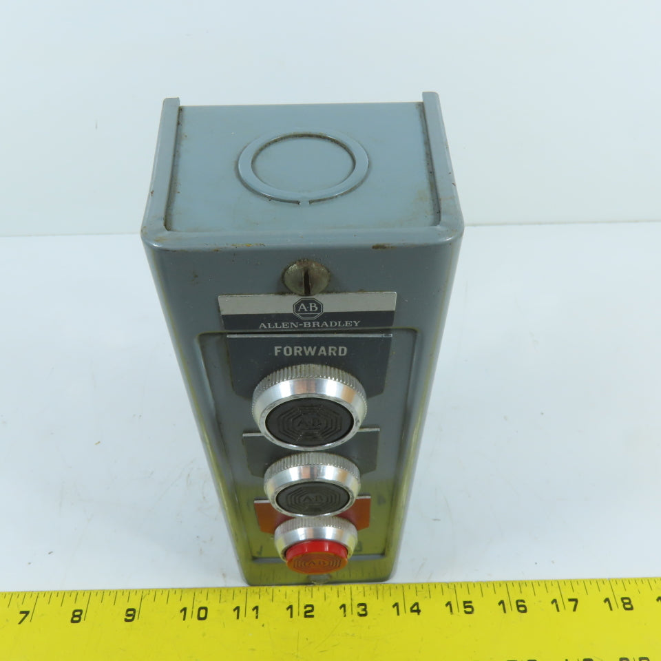 Allen-Bradley 800H-3HA 3-Position Forward/Reverse/Stop Pushbutton Station 600VAC