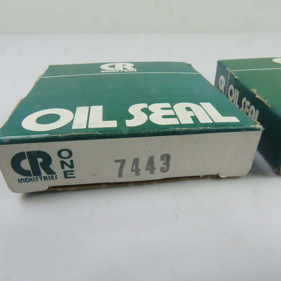 CR Industries 7443 Oil Seal 3/4in ID x 1-1/4in OD x 1/4in Width Lot Of 4