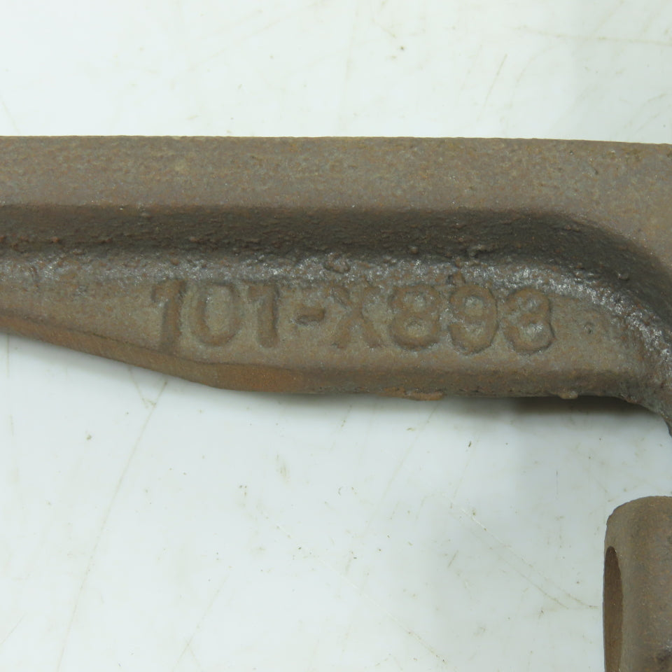 Stock Equipment Co. 1-X893 Cast Iron Wing-Type Conveyor Flight Bar Chain Link