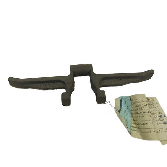Stock Equipment Co. 1-X893 Cast Iron Wing-Type Conveyor Flight Bar Chain Link