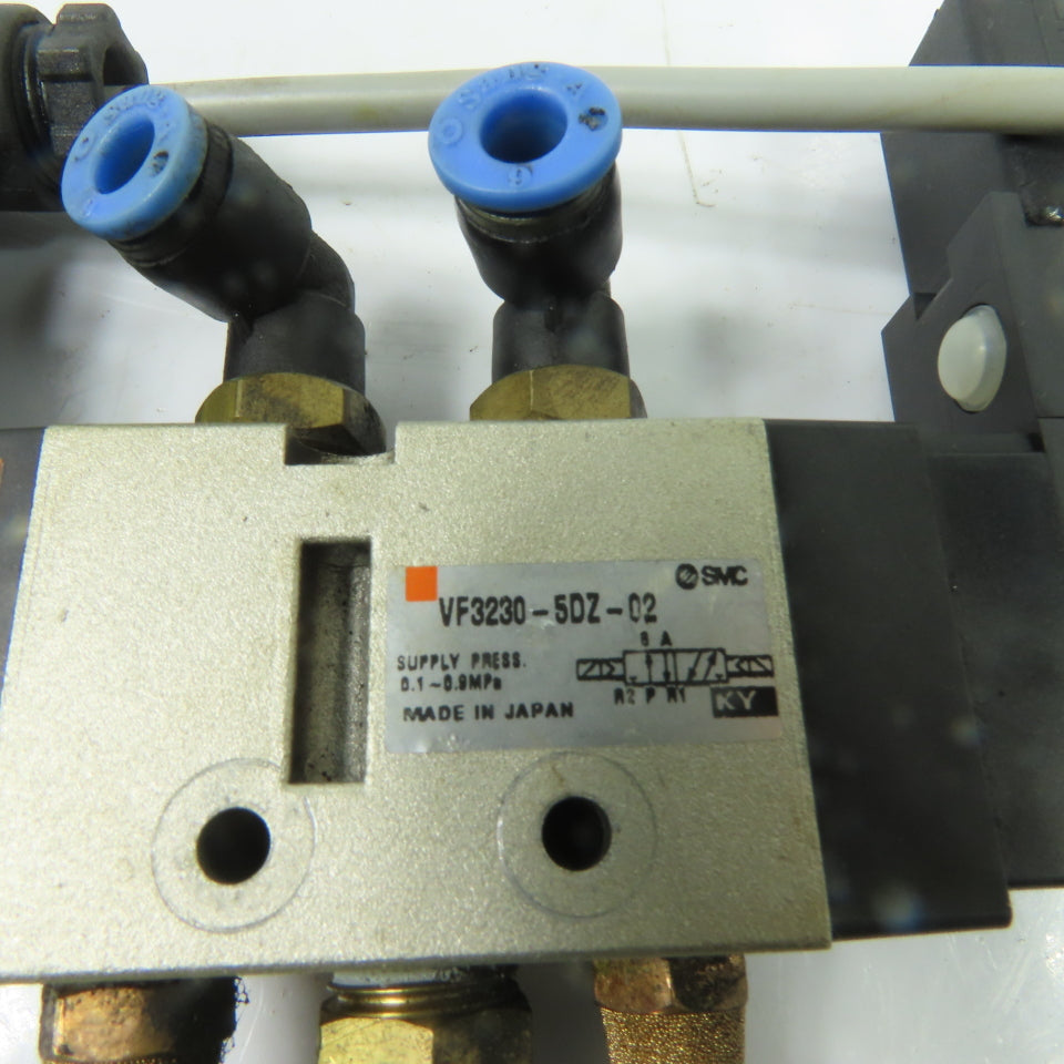 SMC VF3230-5DZ-02 Pneumatic Solenoid Directional Valve 24VDC