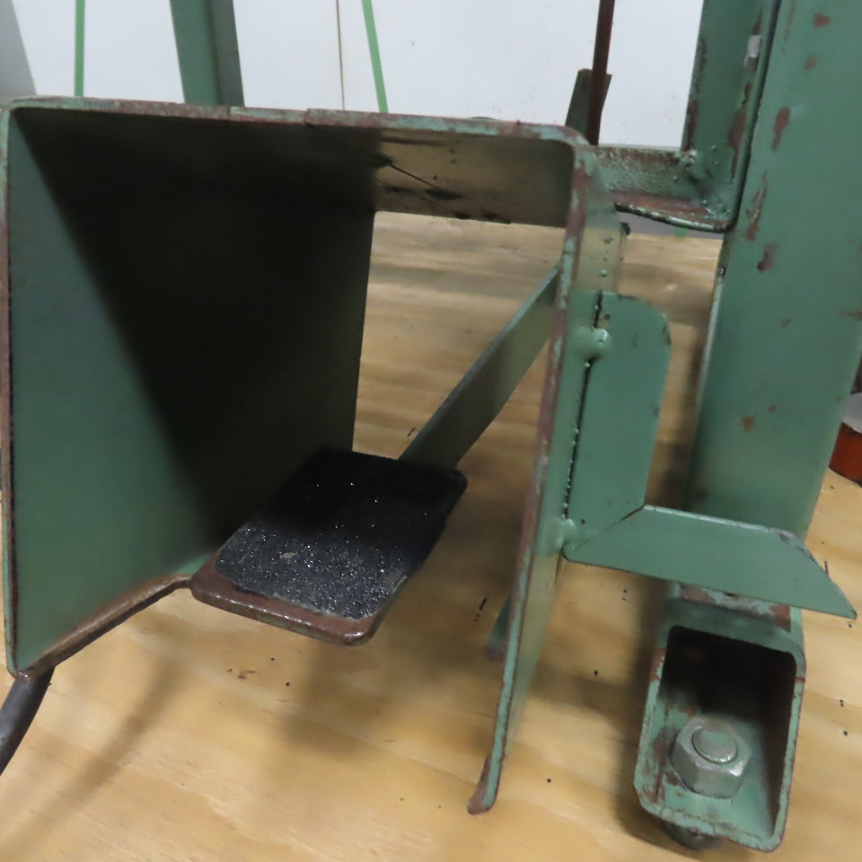 Peck-Lewis OBI Mechanical Punch Press 3/4HP 208-230/460V 3Ph (Tonage Unknown)