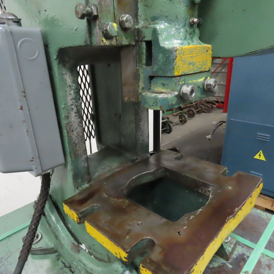 Peck-Lewis OBI Mechanical Punch Press 3/4HP 208-230/460V 3Ph (Tonage Unknown)