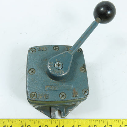 Hannifin PL25CR 4-Way 3-Position Hand Lever Directional Control Valve 1/4" NPT