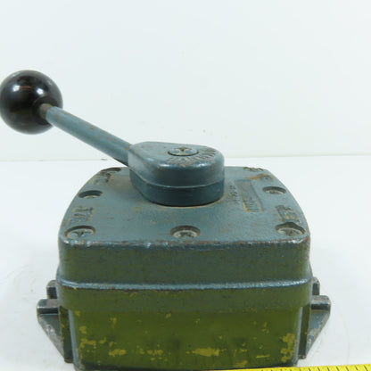 Hannifin PL25CR 4-Way 3-Position Hand Lever Directional Control Valve 1/4" NPT