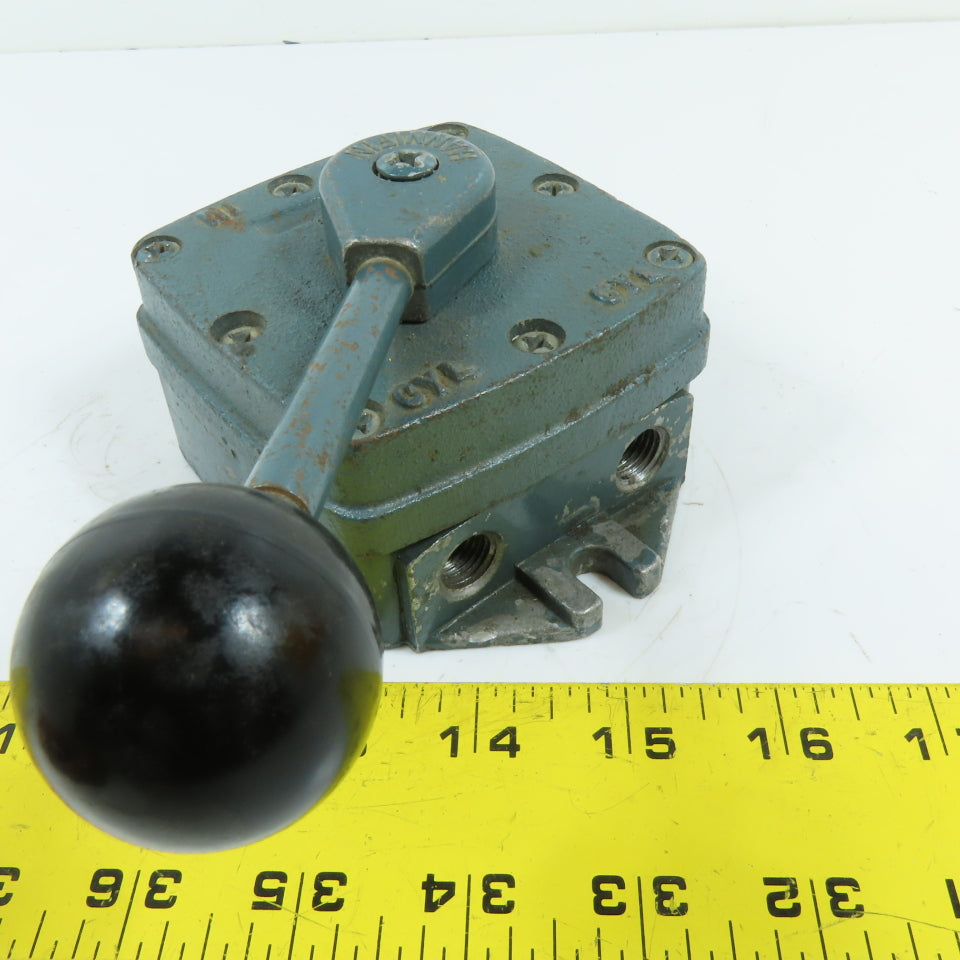 Hannifin PL25CR 4-Way 3-Position Hand Lever Directional Control Valve 1/4" NPT