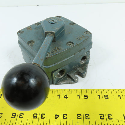 Hannifin PL25CR 4-Way 3-Position Hand Lever Directional Control Valve 1/4" NPT