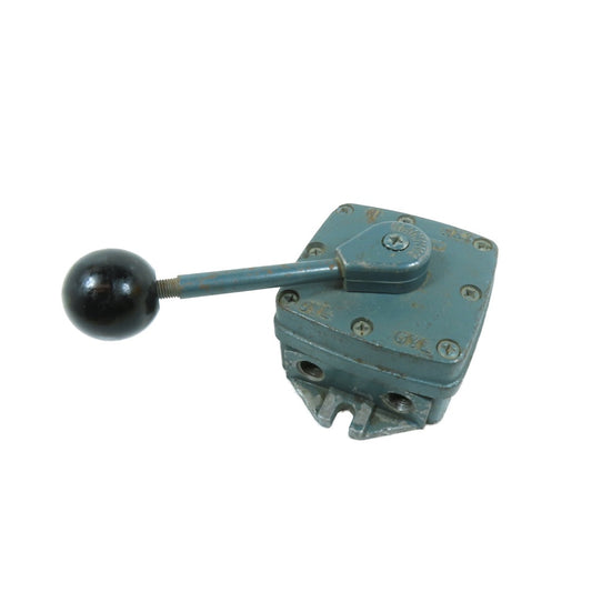 Hannifin PL25CR 4-Way 3-Position Hand Lever Directional Control Valve 1/4" NPT