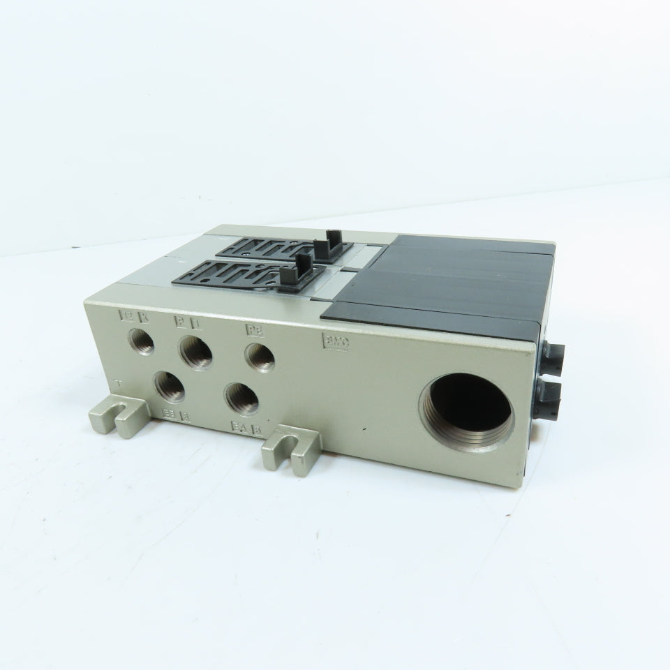 SMC 2-Station Pneumatic Solenoid Valve Manifold For VFS Series Valves