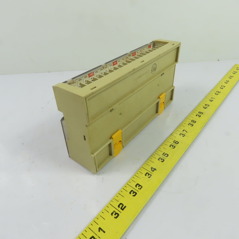 Samwon R32T-PS5A-40P 32 Channel I/O Relay Terminal Unit 24VDC Coil 7.5Ma 250VAC