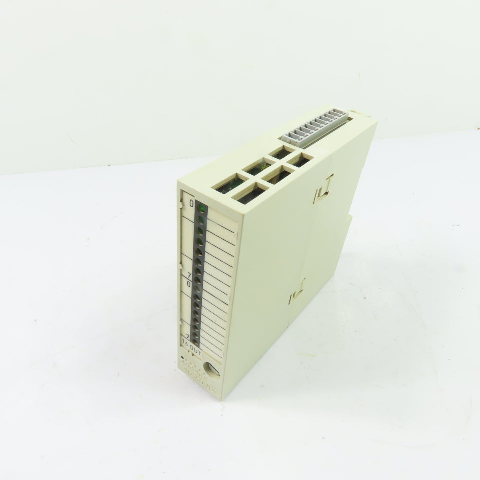 Siemens 6FC5111-0CA02-0AA2 Sinumerik 16-Point Digital Output Module 24VDC/0.5A