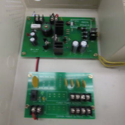 Golden State Instrument Co. GS-1204PBF CCTV Camera Power Supply Battery Charger