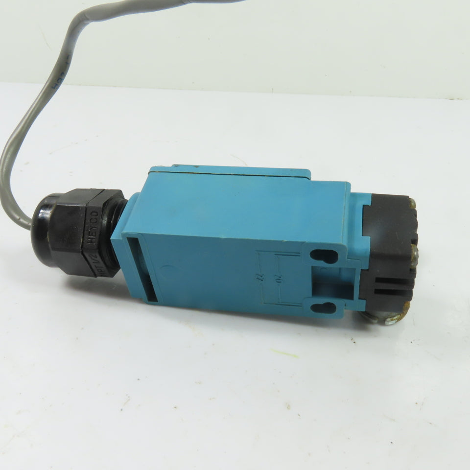Honeywell GLDB01A1B SPDT 1NC/1NO Roller Lever Limit Switch 600VAC