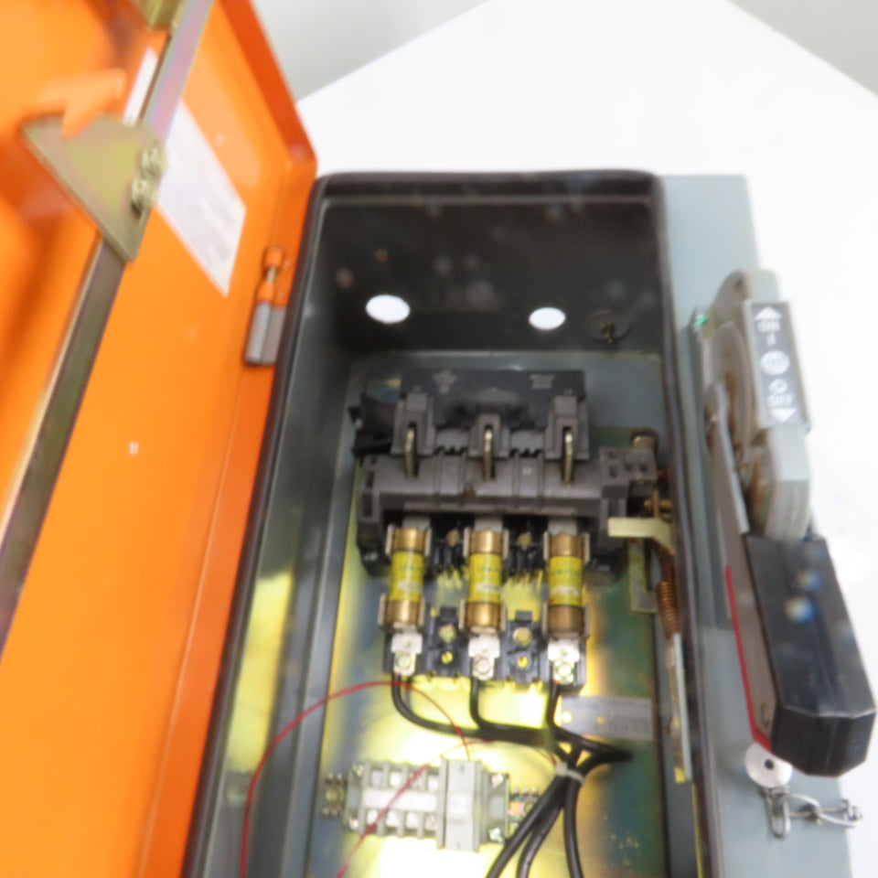 Allen-Bradley 512-M/A15465 Combination Motor Starter Disconnect 600V 3Ph