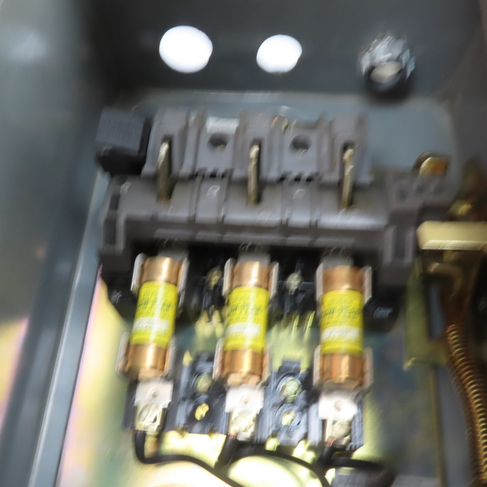 Allen-Bradley 512-M/A15466 Combination Motor Starter Disconnect 600V 3Ph