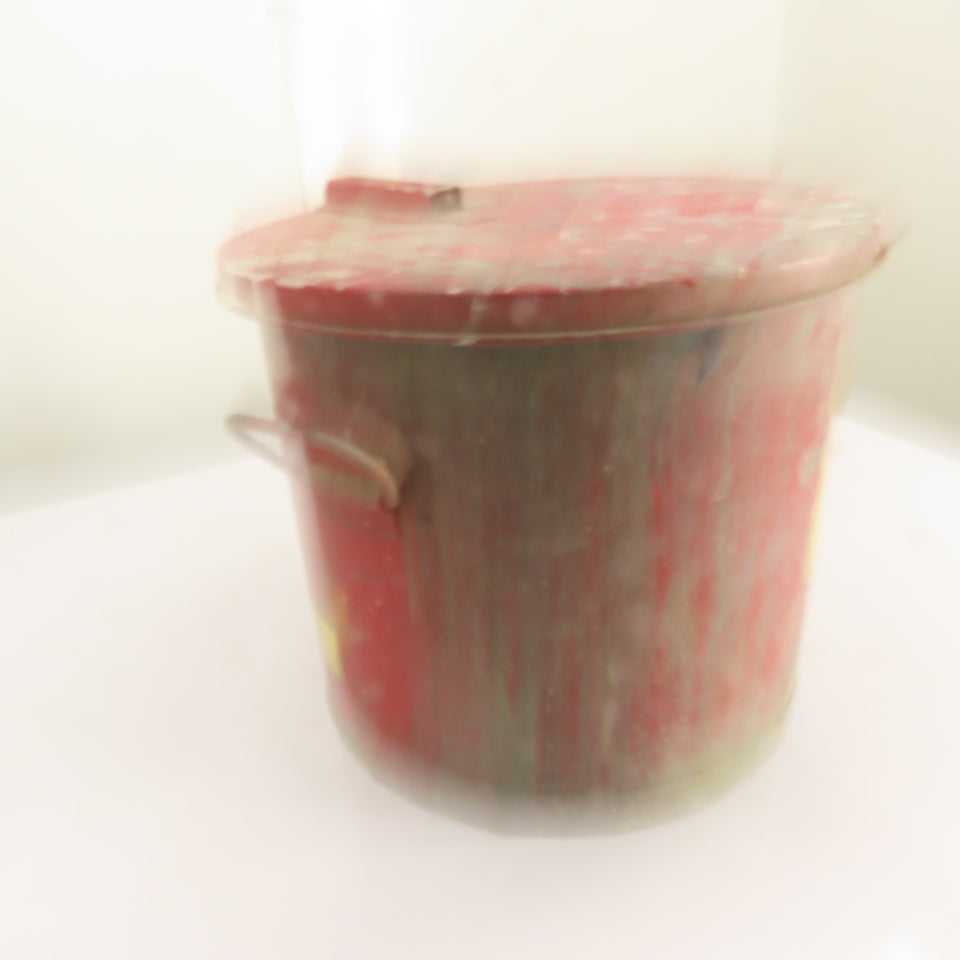 Justrite 27716 6 Gallon Steel Wash Tank w/ Basket Self-Closing Safety Lid