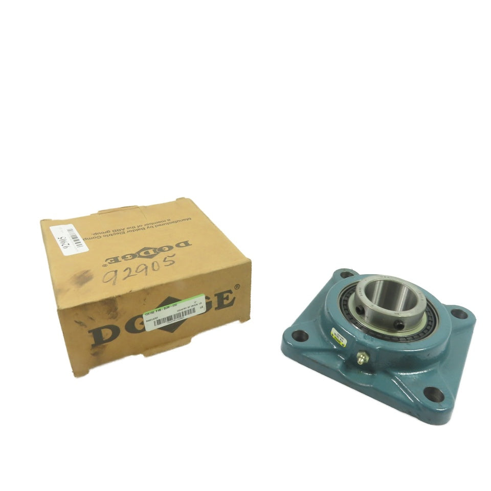 Dodge F4B-SCM-200 126192 2" Bore 4-Bolt Flange Mount Ball Bearing NEW