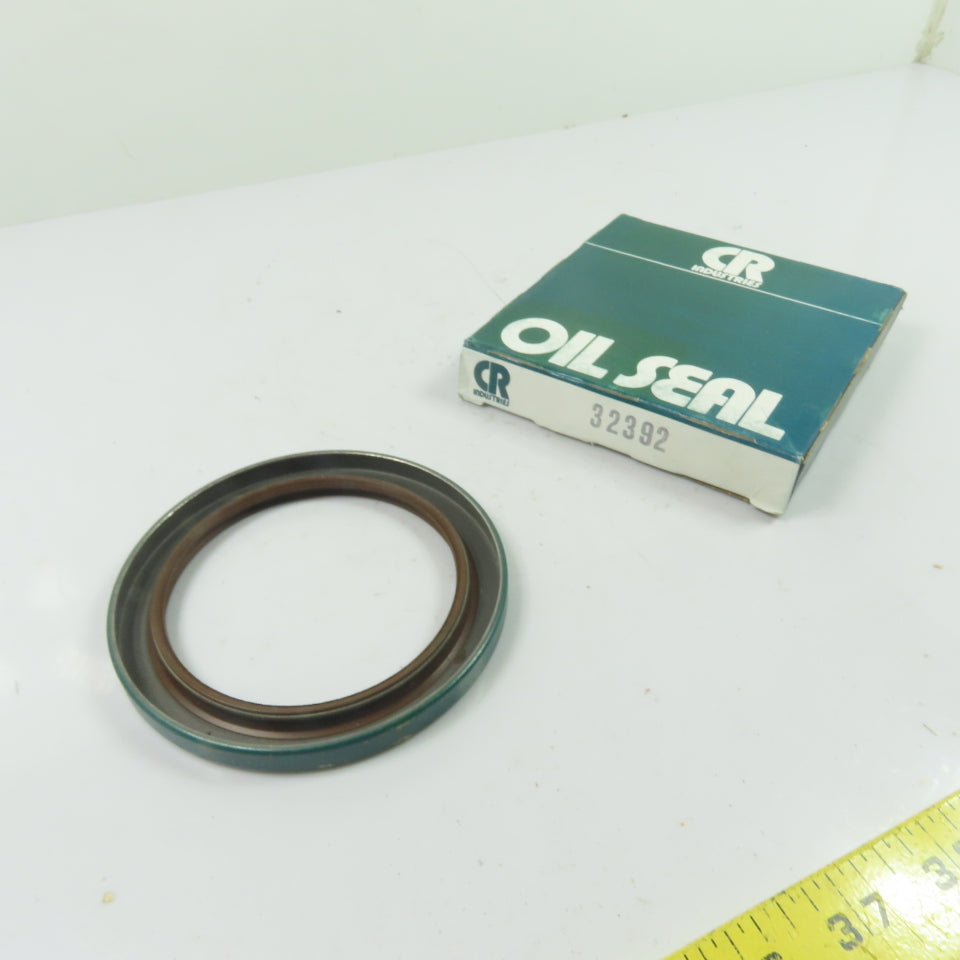 CR Industries 32392 Double Lip Oil Seal 3-1/4" Shaft Dia NEW