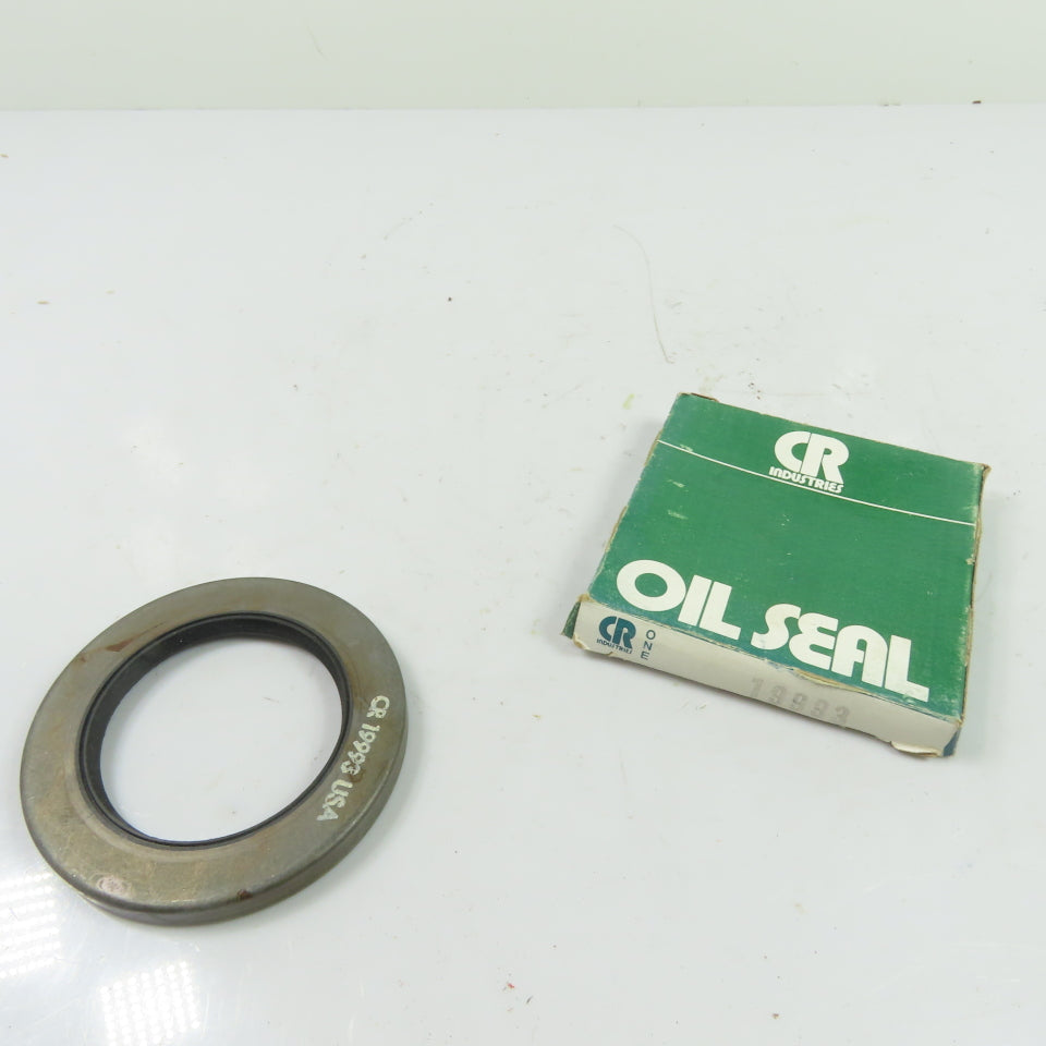 CR Industries 19993 Oil Seal NEW