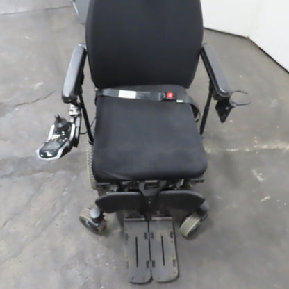Quantum Q6 Edge Q6 Edge Power Wheelchair With Headrest And Footrest