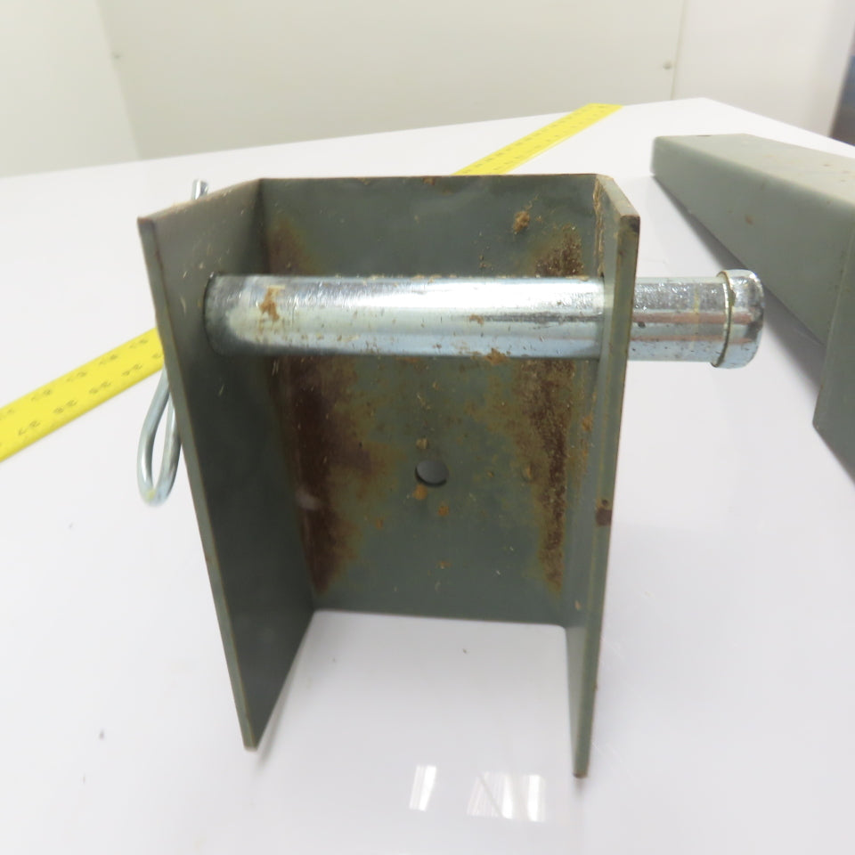 18" Long x 4" Wide Straight Cantilever Racking Arm W/ Pin Lot Of 2