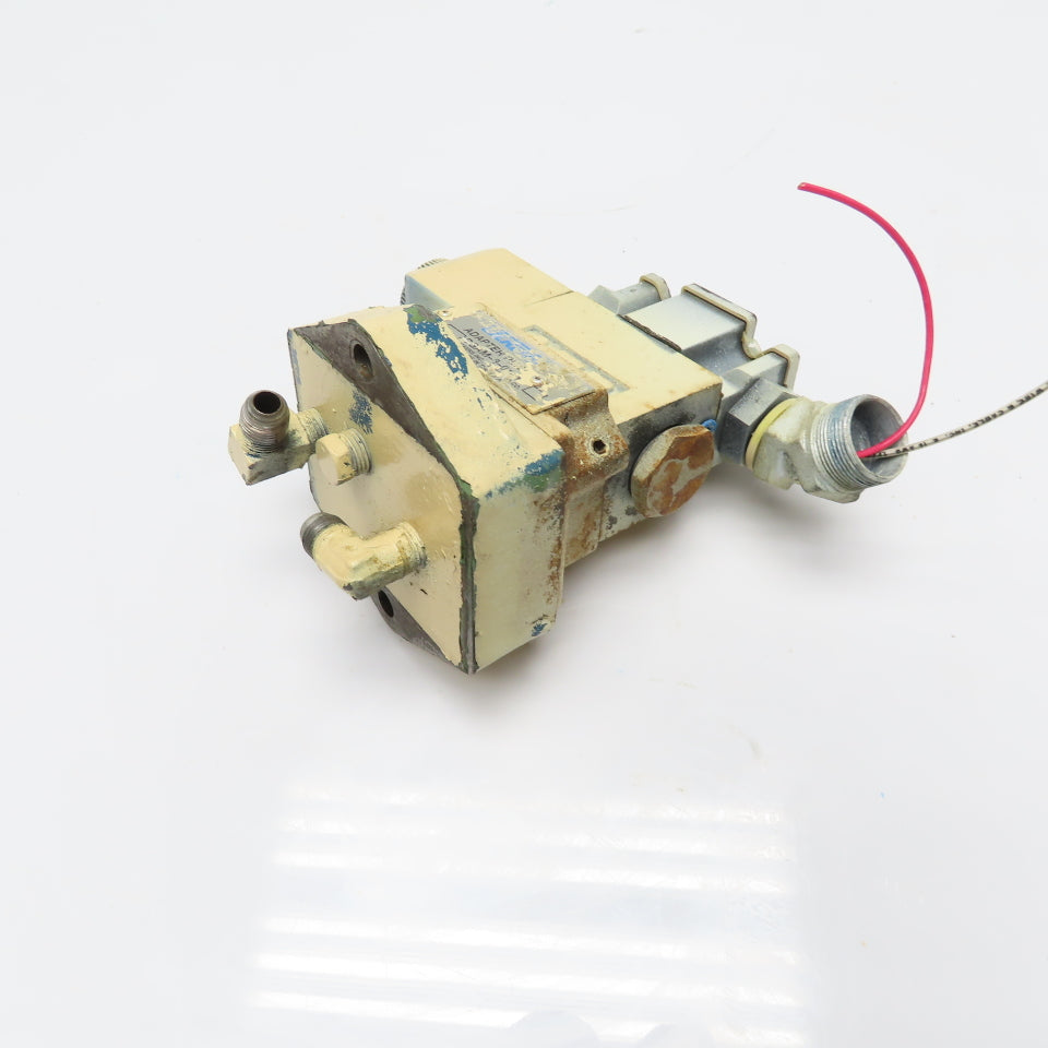 Vickers DGAM-3-01-10 DG4V-3-2A-M-FW-B6-60 Solenoid Directional Valve 5000 PSI