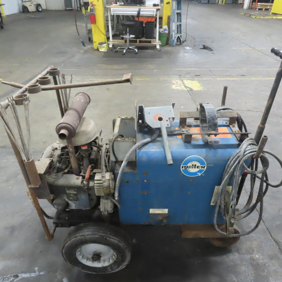 Miller AEAD-200LE Constant Current DC Arc Welder Generator Onan Gas Motor